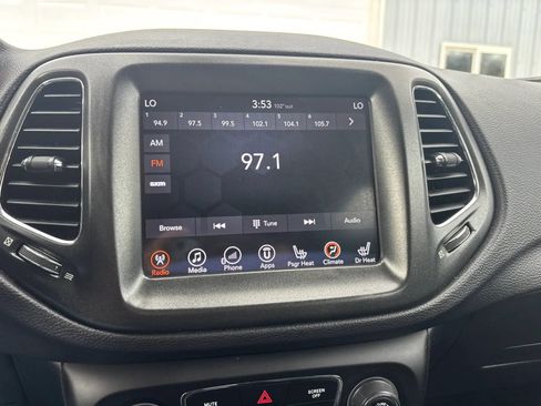Used 2017 Jeep Compass Trailhawk w/ Leather Interior Group AWD/4WD image 58