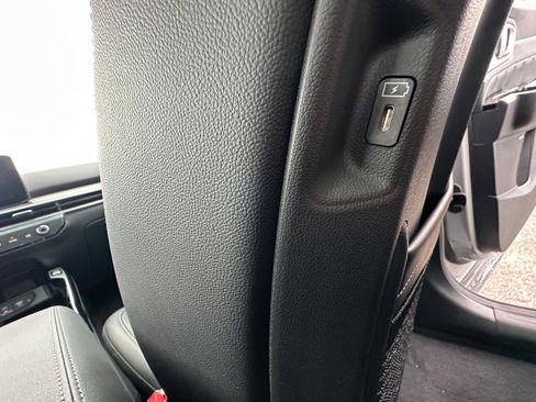 New 2026 Kia Sorento AWD image 23