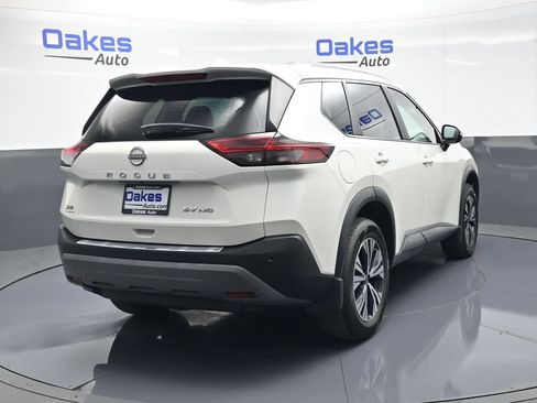 Used 2023 Nissan Rogue SV w/ SV Premium Package AWD/4WD image 8