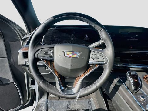 Used 2024 Cadillac Escalade Premium Luxury w/ LPO, Floor Liner Package AWD/4WD image 11