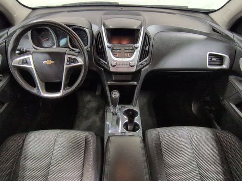 Used 2017 Chevrolet Equinox LT image 16