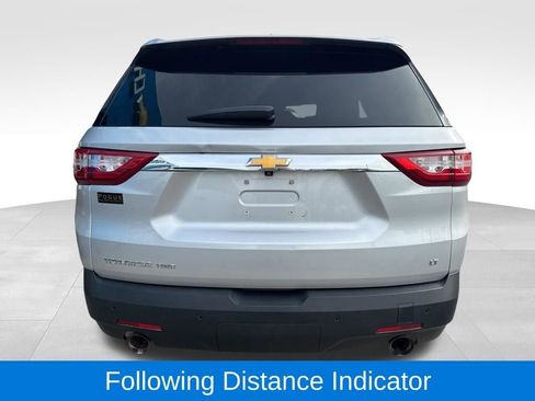 Used 2020 Chevrolet Traverse LT w/ Driver Confidence II Package AWD/4WD image 6