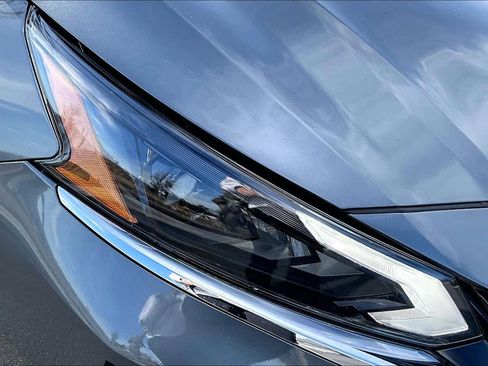 Used 2025 Nissan Altima 2.5 SV image 27