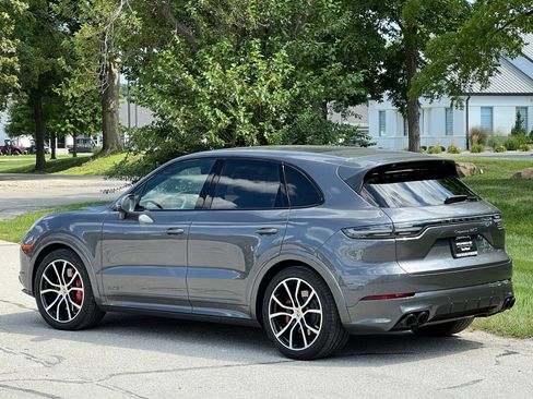 Certified 2023 Porsche Cayenne GTS AWD/4WD image 3