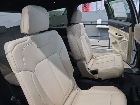New 2026 Jeep Grand Cherokee L Limited AWD/4WD image 11