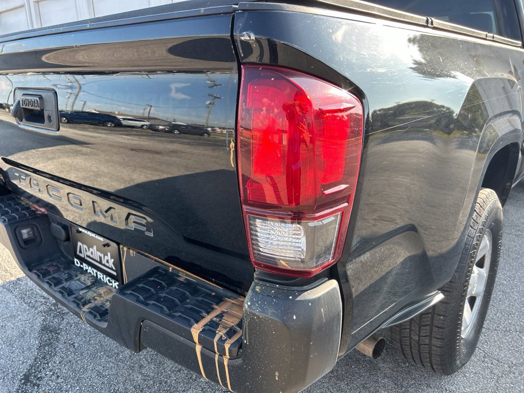 Used 2023 Toyota Tacoma SR AWD/4WD image 13