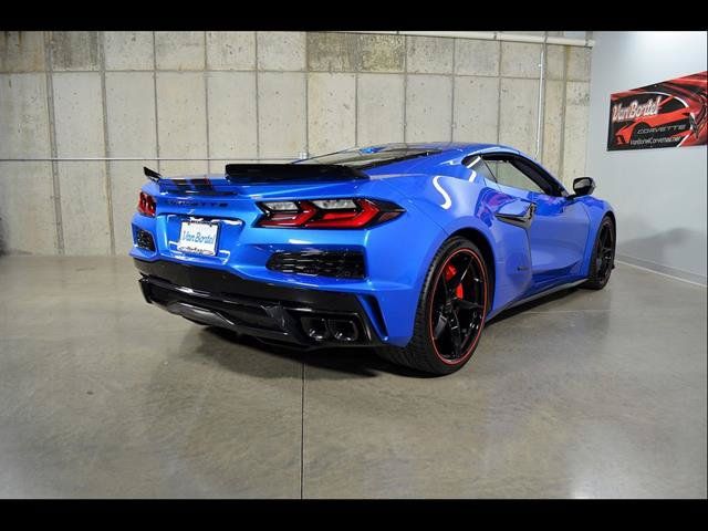 Used 2025 Chevrolet Corvette E-Ray AWD/4WD image 7