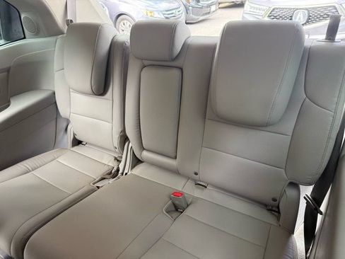 Used 2012 Honda Odyssey Touring image 19