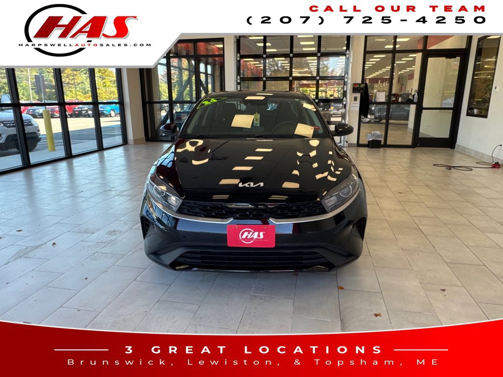 Used 2024 Kia Forte LXS FWD image 9
