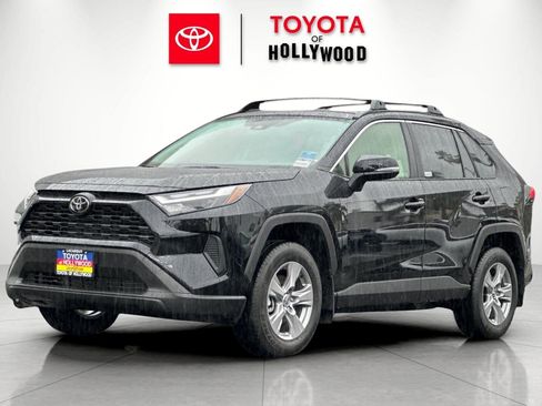 New 2025 Toyota RAV4 XLE image 7