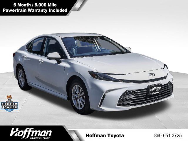 Used 2025 Toyota Camry LE FWD image 1