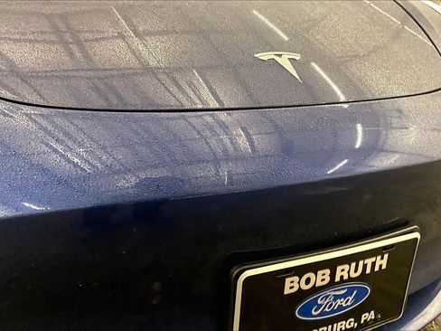 Used 2018 Tesla Model 3 Performance image 29