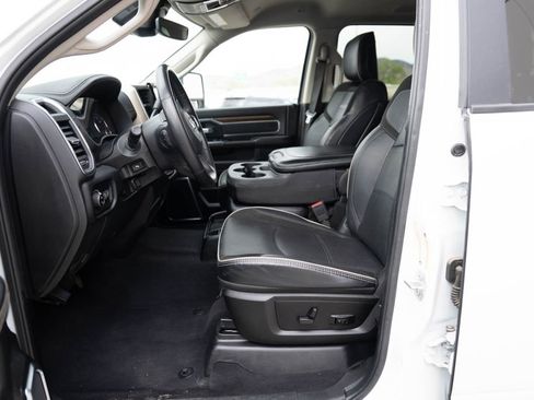 Used 2024 RAM 2500 Laramie AWD/4WD image 21
