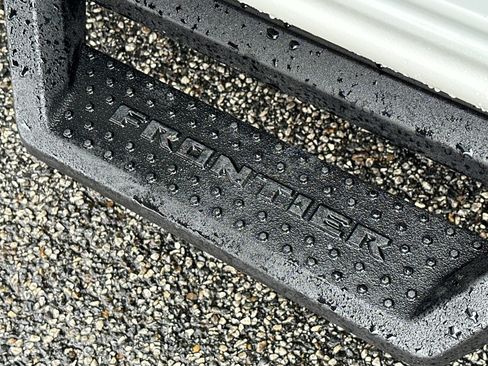 New 2025 Nissan Frontier PRO-4X image 34