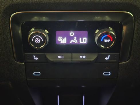 New 2026 Chevrolet Suburban LT w/ Comfort Package image 26