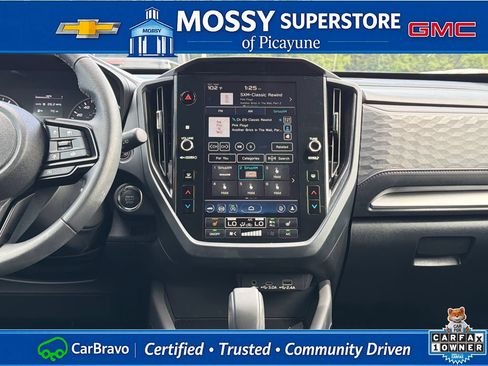 Used 2025 Subaru Forester Premium AWD/4WD image 18