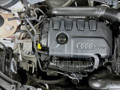 Used 2018 Audi Q3 2.0T Premium w/ Convenience Package image 13