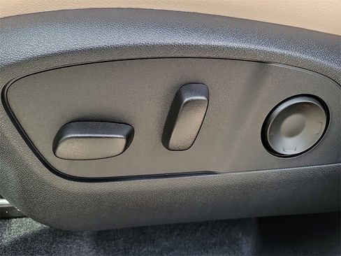 New 2026 Buick Enclave Preferred image 15