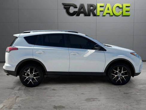 Used 2018 Toyota RAV4 SE w/ All Weather Liner Package AWD/4WD image 14