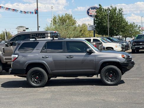 Used 2016 Toyota 4Runner Trail Premium AWD/4WD image 3
