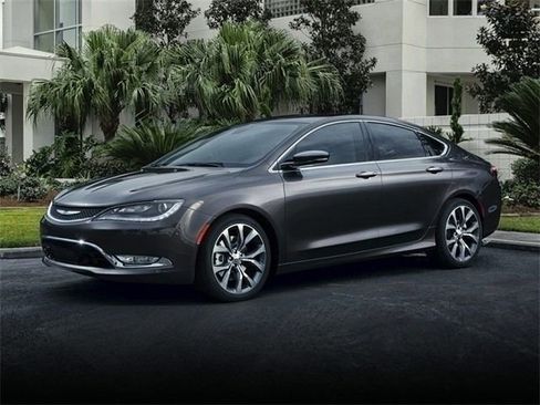 Used 2015 Chrysler 200 Limited w/ Convenience Group FWD image 1