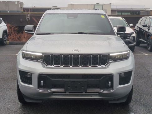 Used 2023 Jeep Grand Cherokee Overland w/ Adv Protech Group III AWD/4WD image 8