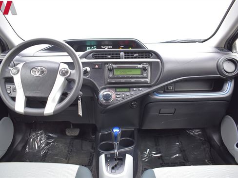 Used 2013 Toyota Prius C Two image 12
