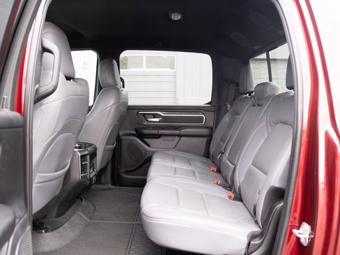 Used 2019 RAM 1500 Big Horn image 17