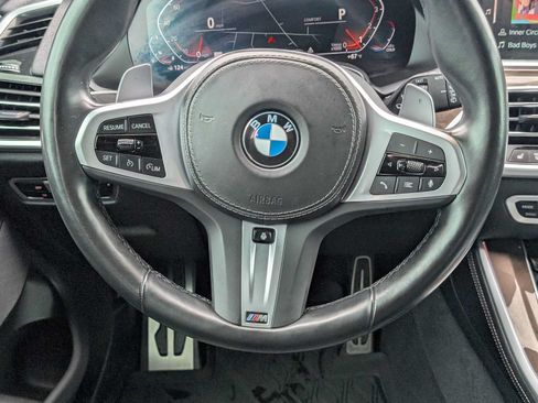 Used 2022 BMW X5 xDrive40i w/ M Sport Package AWD/4WD image 19