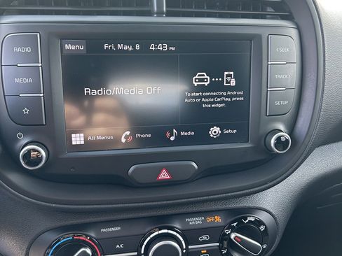 Used 2024 Kia Soul LX w/ Option Group 015 FWD image 19