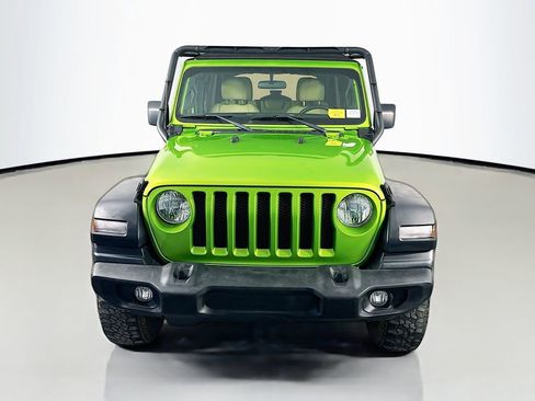 Used 2019 Jeep Wrangler Unlimited Sport S AWD/4WD image 2
