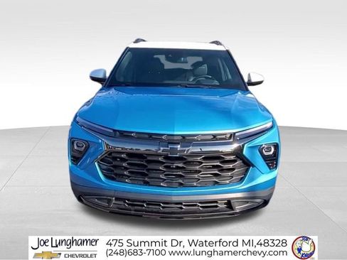 Certified 2025 Chevrolet TrailBlazer ACTIV w/ Driver Confidence Package AWD/4WD image 3