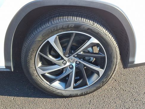 Used 2016 Lexus RX 450h AWD image 8