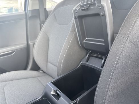 Used 2025 Kia K4 FWD image 18