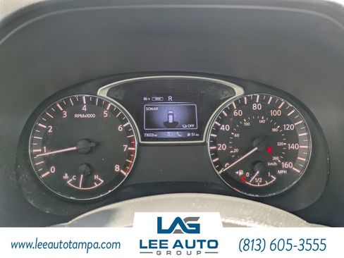 Used 2019 Nissan Pathfinder SV AWD/4WD image 26