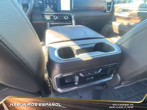 Used 2024 GMC Sierra 2500 Denali w/ Denali Reserve Package image 23