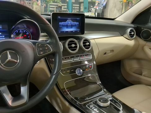 Used 2017 Mercedes-Benz C 300 4MATIC Sedan image 13