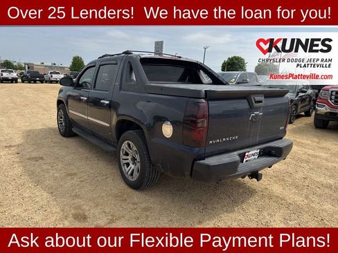 Used 2007 Chevrolet Avalanche LTZ w/ LTZ Preferred Equipment Group AWD/4WD image 6