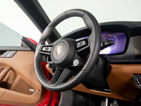 Certified 2026 Porsche 911 GT3 RWD image 37