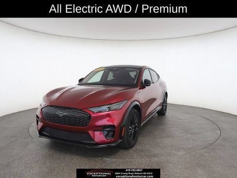 Used 2025 Ford Mustang Mach-E Premium w/ Sport Appearance Package AWD/4WD image 1