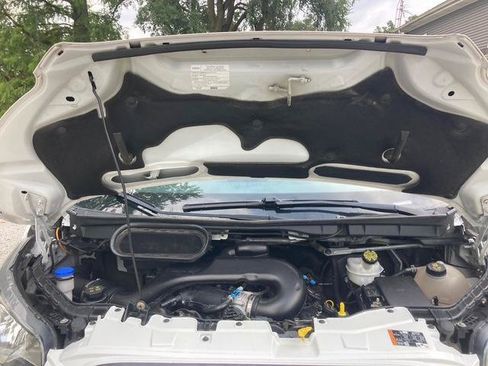 Used 2017 Ford Transit 150 XL RWD image 37