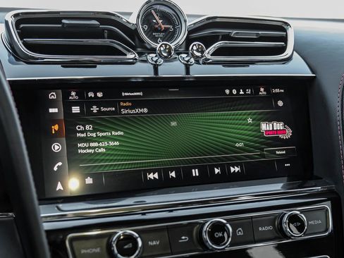 Used 2021 Bentley Bentayga Speed image 32