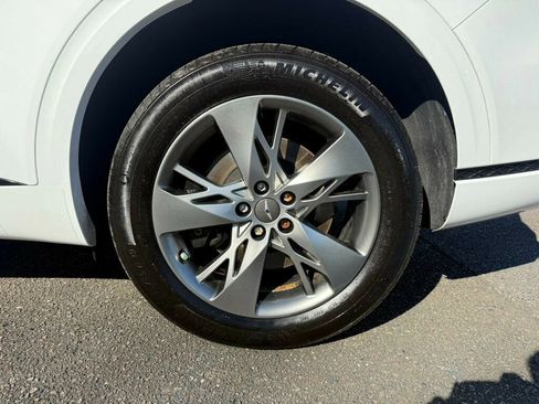 Used 2025 Genesis GV70 3.5T Sport image 11