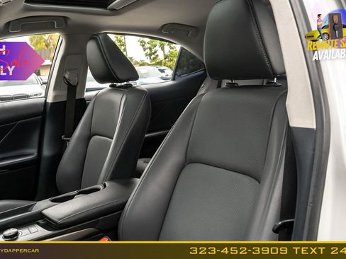 Used 2019 Lexus IS 300 w/ Accessory Package 2 RWD image 18
