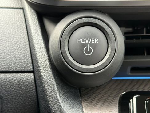 Used 2026 Toyota Prius XLE image 20