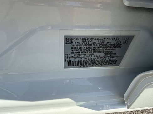 Used 2024 Nissan Sentra SV FWD image 17
