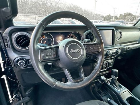 Used 2022 Jeep Wrangler Unlimited Sport S image 12