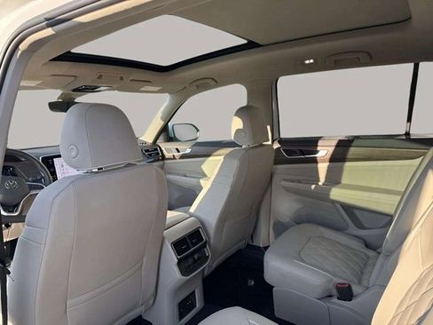 New 2026 Volkswagen Atlas SEL Premium R-Line image 4