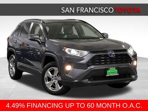 Certified 2021 Toyota RAV4 XLE Premium image 7