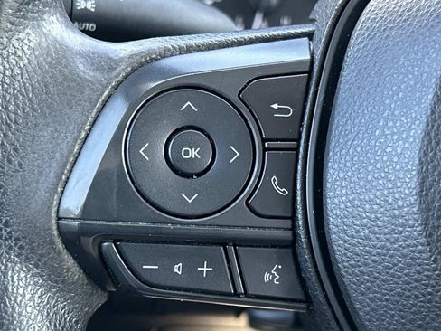 Used 2022 Toyota Corolla LE FWD image 23